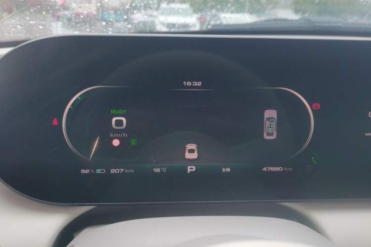 Used ORA Ballet Cat 2022 401 km Nutcracker Edition