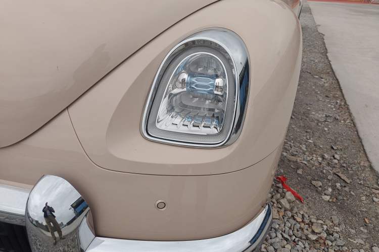 Used ORA Ballet Cat 2022 401 km Nutcracker Edition Left Front Headlight