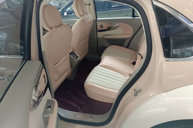 Used ORA Ballet Cat 2022 401 km Nutcracker Edition Left Rear Seat
