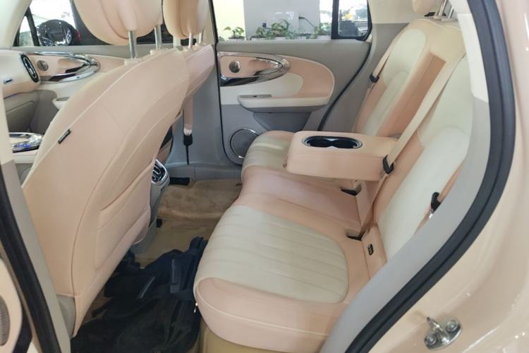 Used ORA Ballet Cat 2022 500 km Swan Lake Edition Left Rear Seat
