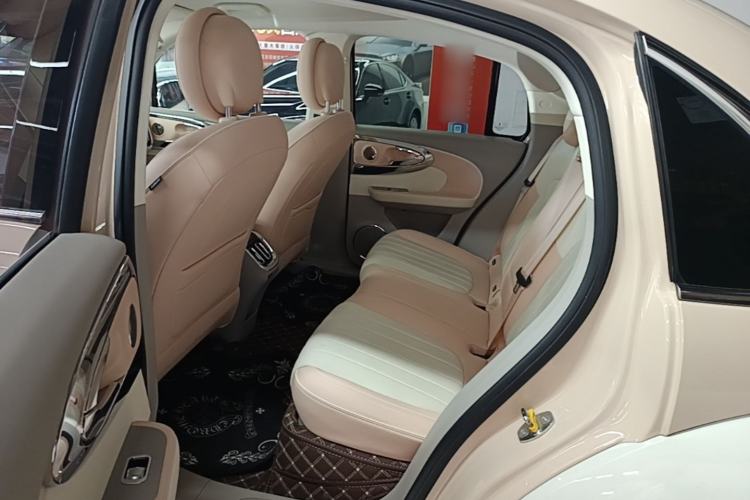 Used ORA Ballet Cat 2022 401 km Nutcracker Edition Left Rear Seat