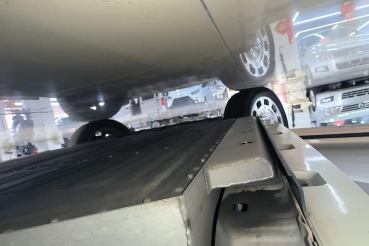 Used ORA Ballet Cat 2022 401 km Alice Edition Left Side Sill