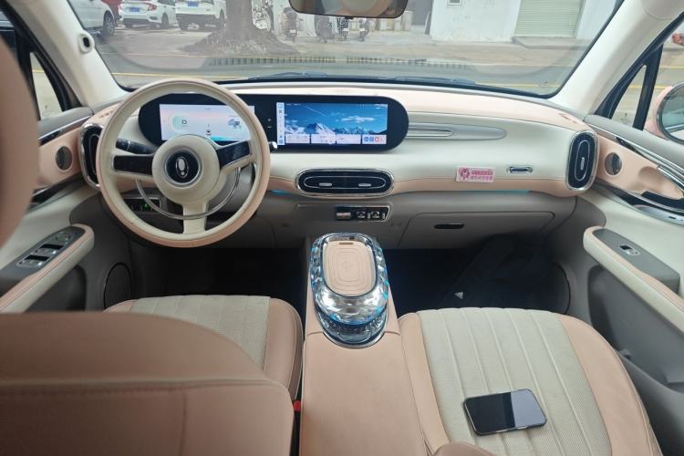 Used ORA Ballet Cat 2022 401 km Nutcracker Edition Center Console