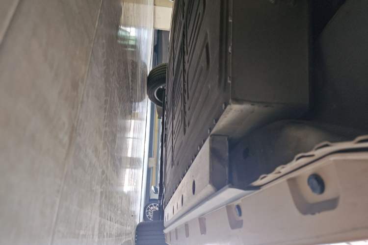 Used ORA Ballet Cat 2022 401 km Nutcracker Edition Chassis Rear Right