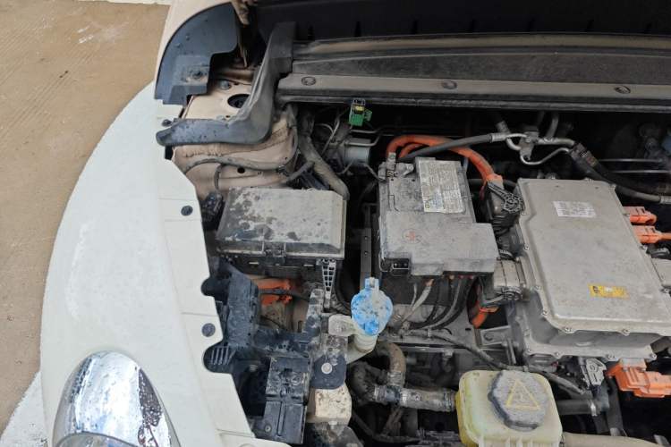 Used ORA Ballet Cat 2022 401 km Nutcracker Edition Engine Bay Right