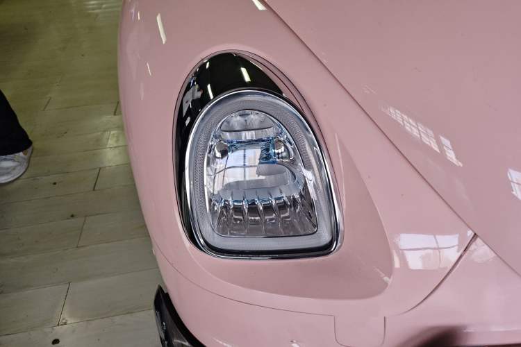 Used ORA Ballet Cat 2022 401 km Nutcracker Edition Right Front Headlight