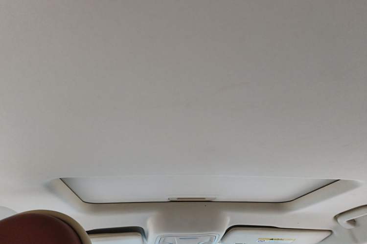 Used ORA Ballet Cat 2022 401 km Nutcracker Edition Headliner