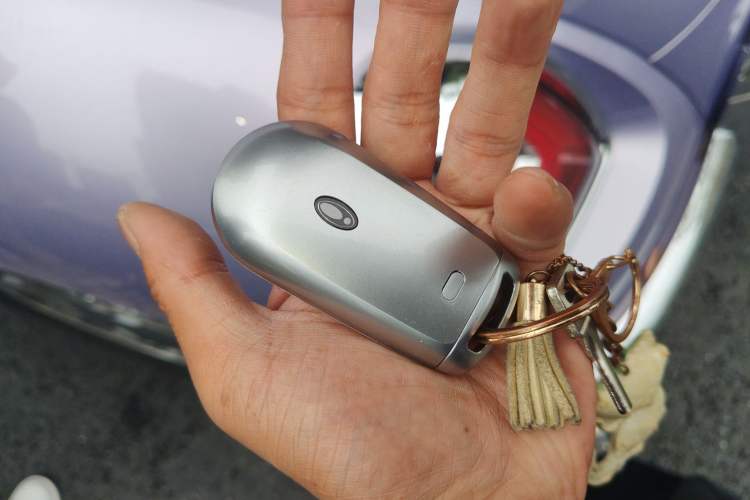 Used ORA Ballet Cat 2022 401 km Nutcracker Edition Vehicle Key