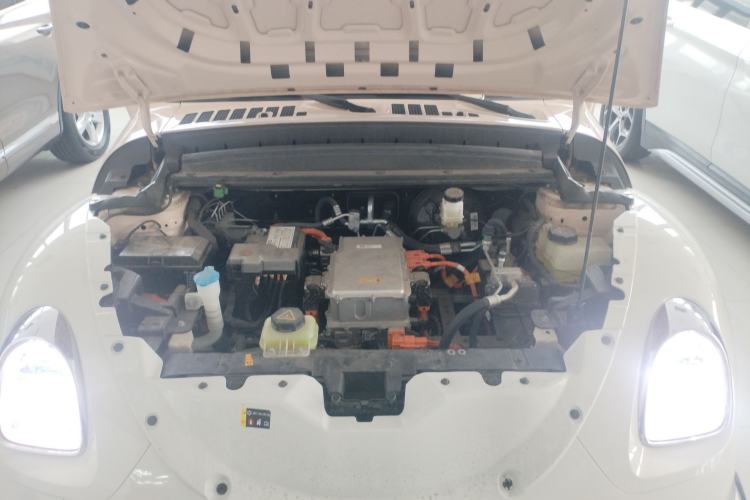 Used ORA Ballet Cat 2022 401 km Nutcracker Edition Engine Bay