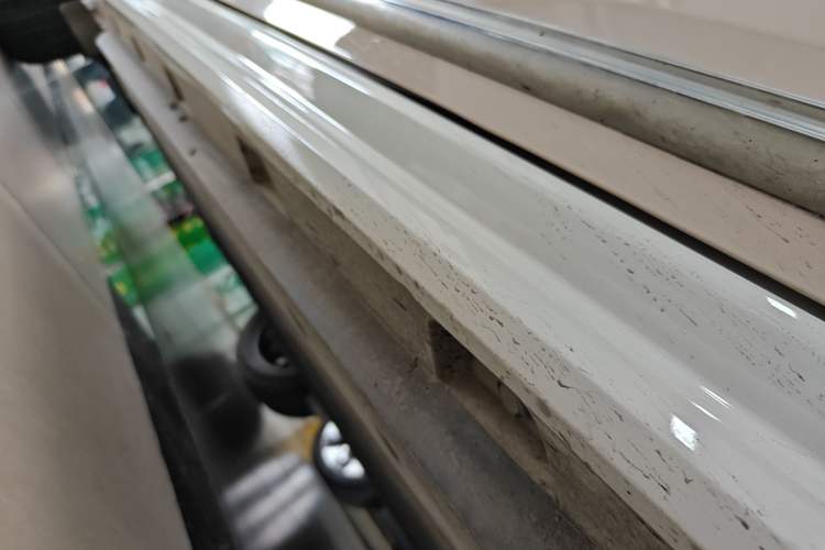 Used ORA Ballet Cat 2022 401 km Nutcracker Edition Right Side Sill