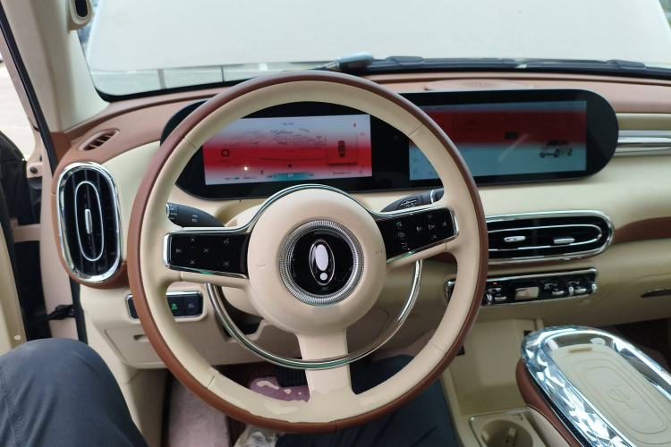 Used ORA Ballet Cat 2022 401 km Nutcracker Edition Steering Wheel