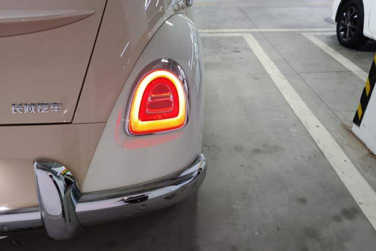 Used ORA Ballet Cat 2022 401 km Nutcracker Edition Right Rear Taillight