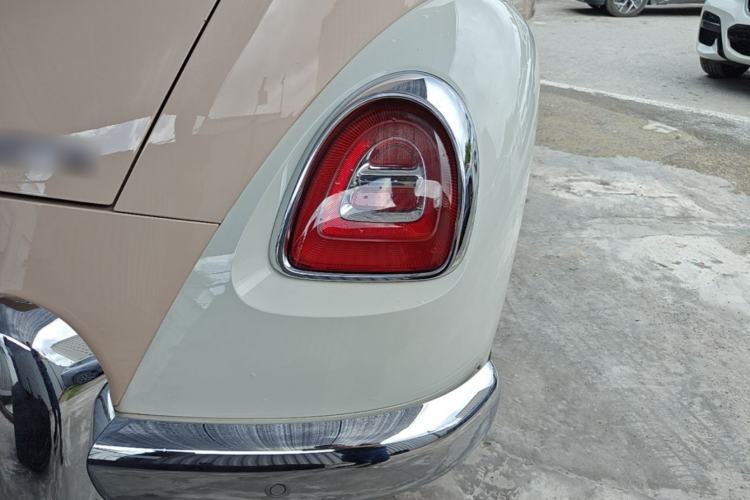 Used ORA Ballet Cat 2022 401 km Alice Edition Right Rear Taillight