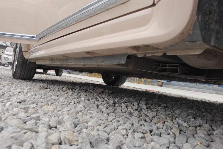 Used ORA Ballet Cat 2022 401 km Nutcracker Edition Right Side Sill
