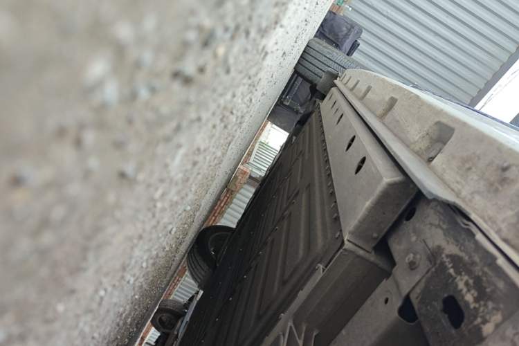 Used ORA Ballet Cat 2022 401 km Alice Edition Right Side Sill