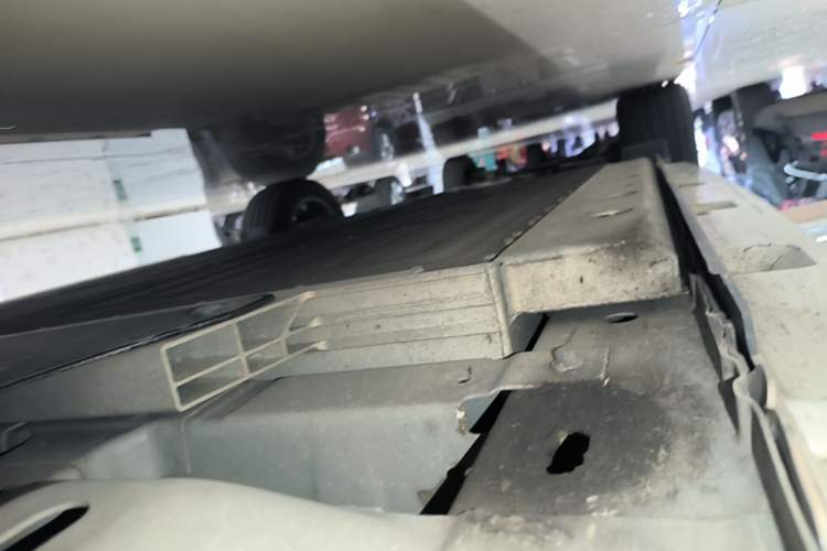 Used ORA Ballet Cat 2022 401 km Alice Edition Right Side Sill