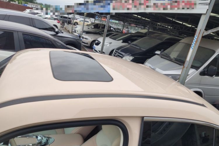 Used ORA Ballet Cat 2022 500 km Swan Lake Edition Roof