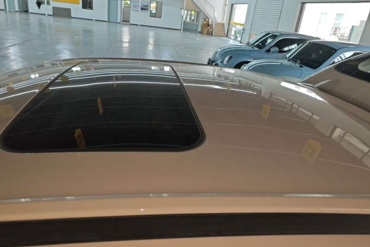 Used ORA Ballet Cat 2022 401 km Alice Edition Roof