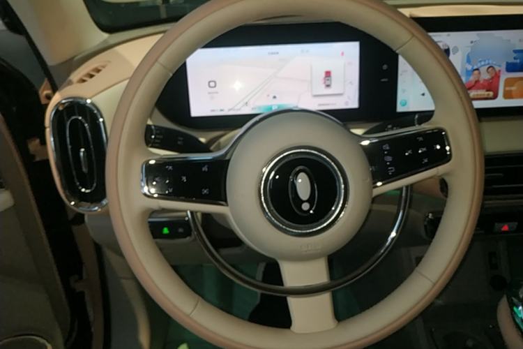 Used ORA Ballet Cat 2022 401 km Nutcracker Edition Steering Wheel