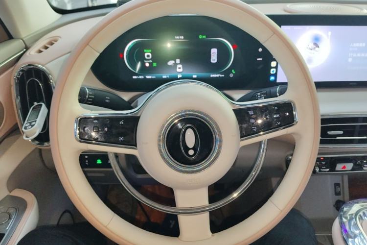 Used ORA Ballet Cat 2022 500 km Swan Lake Edition Steering Wheel
