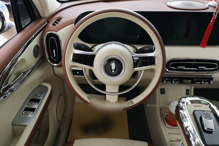 Used ORA Ballet Cat 2022 401 km Nutcracker Edition Steering Wheel