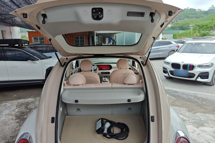 Used ORA Ballet Cat 2022 401 km Alice Edition Trunk