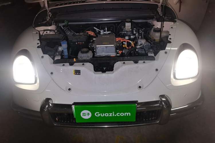 Used ORA Ballet Cat 2022 401 km Nutcracker Edition Engine Bay