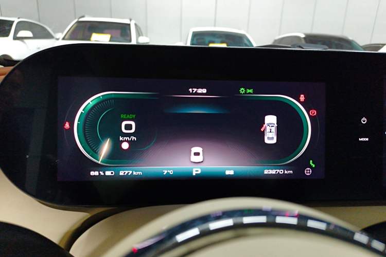 Used ORA Ballet Cat 2022 401 km Nutcracker Edition Instrument Cluster