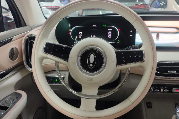 Used ORA Ballet Cat 2022 401 km Nutcracker Edition Steering Wheel