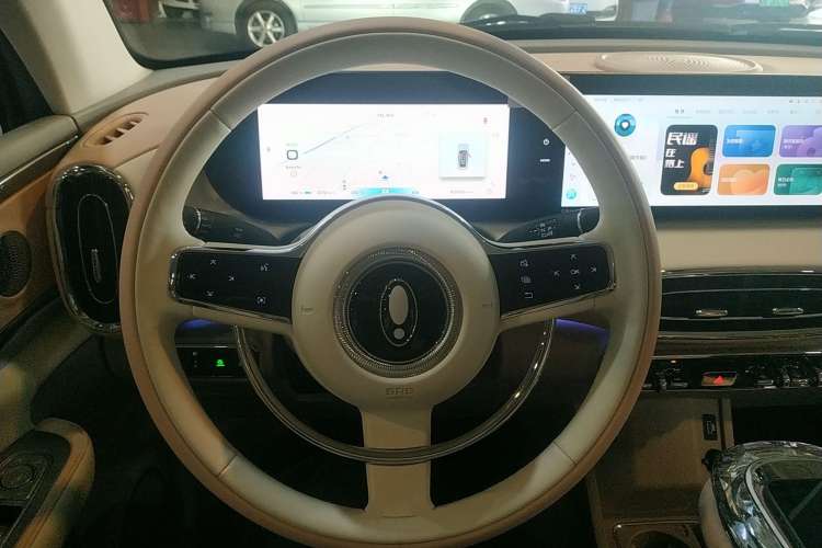 Used ORA Ballet Cat 2022 401 km Nutcracker Edition Steering Wheel