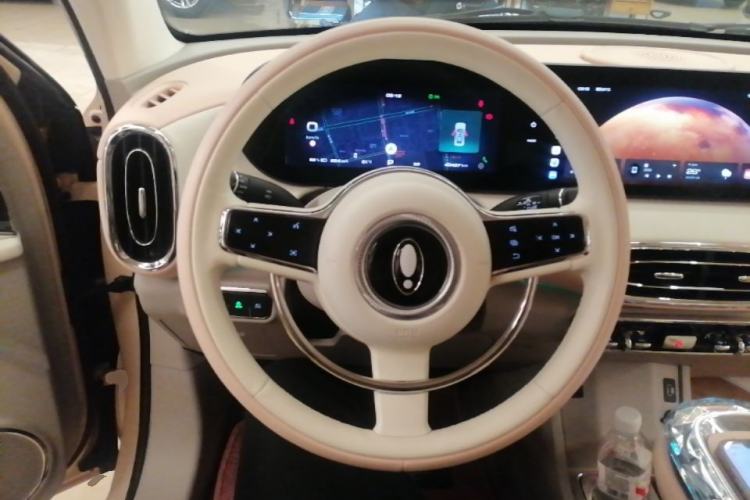 Used ORA Ballet Cat 2022 401 km Nutcracker Edition Steering Wheel