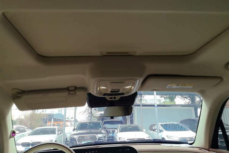 Used ORA Ballet Cat 2023 401 km Luxury Version Headliner