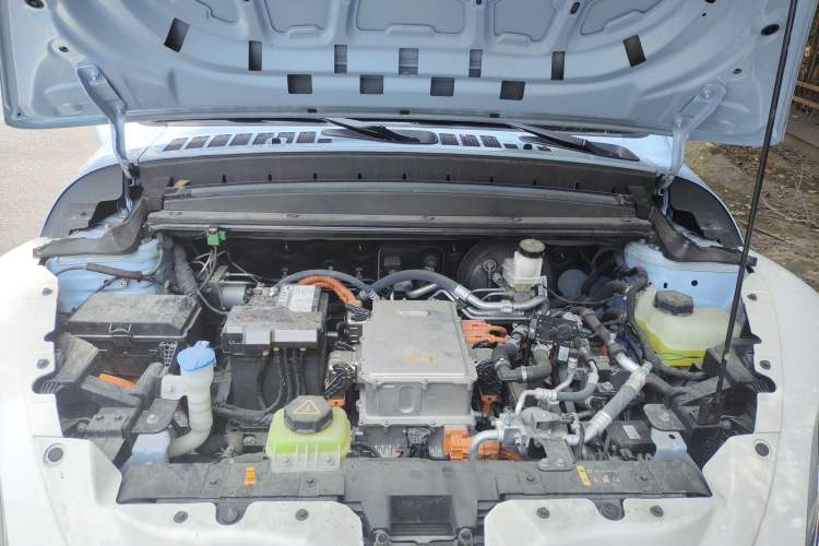 Used ORA Ballet Cat 2023 401 km Luxury Version Engine Bay
