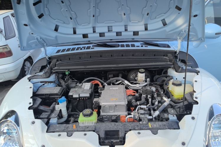 Used ORA Ballet Cat 2023 401 km Luxury Version Engine Bay