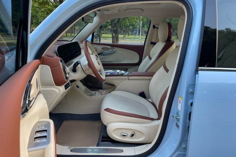 Used ORA Ballet Cat 2023 401 km Luxury Version Interior 4