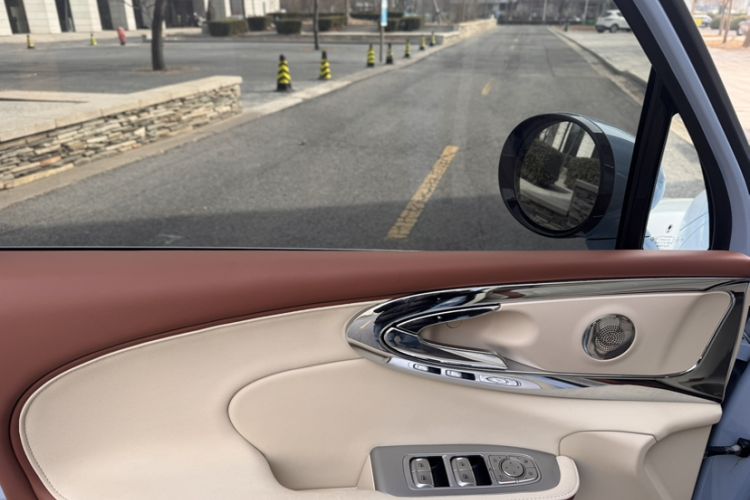 Used ORA Ballet Cat 2023 401 km Luxury Version Interior 8