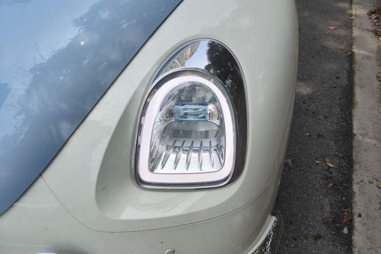 Used ORA Ballet Cat 2023 401 km Luxury Version Left Front Headlight