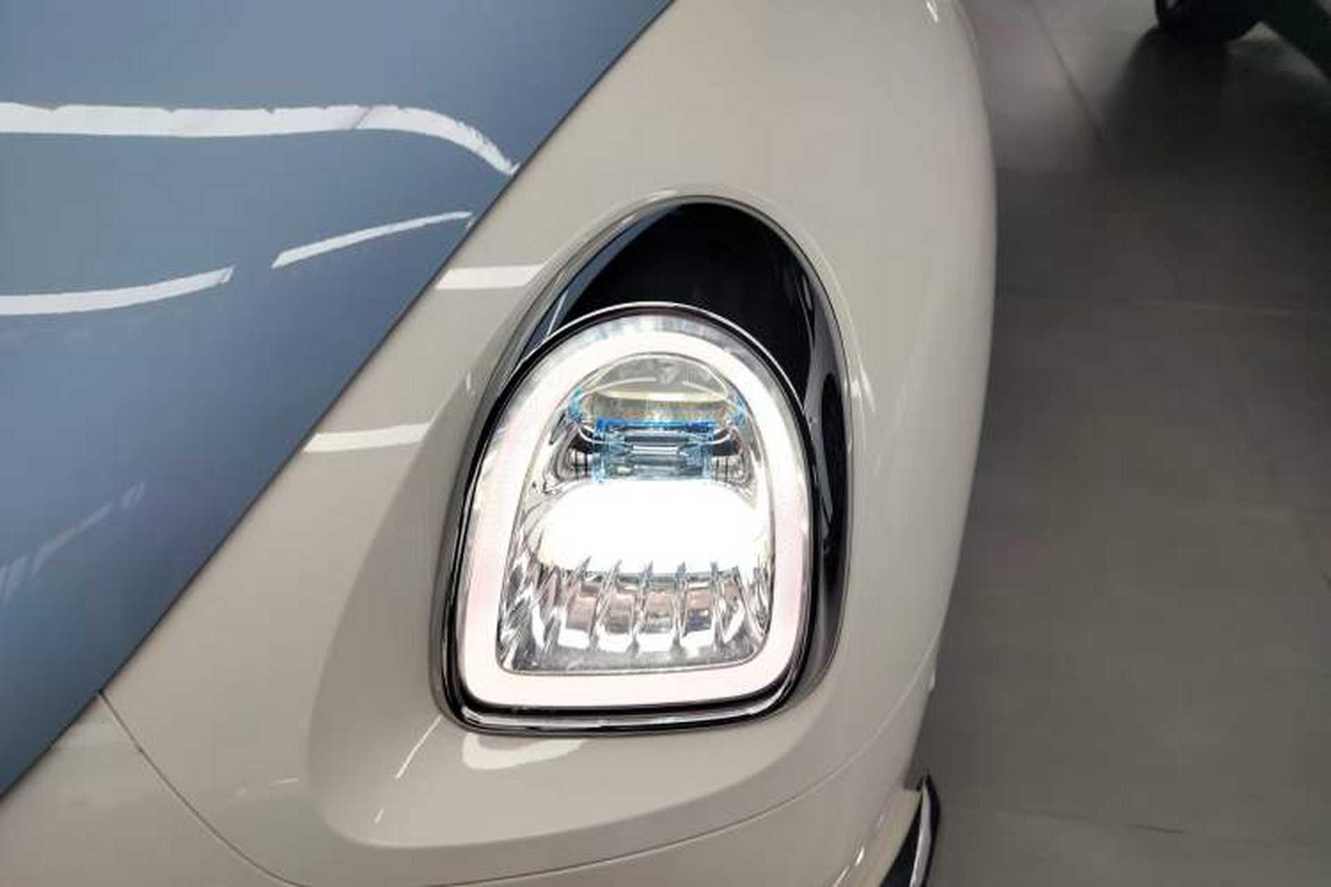 Used ORA Ballet Cat 2023 401 km Luxury Version Left Front Headlight