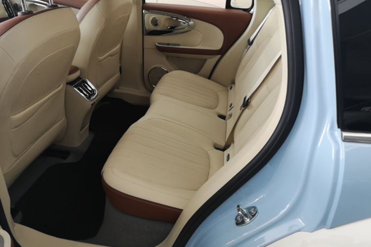 Used ORA Ballet Cat 2023 401 km Luxury Version Left Rear Seat