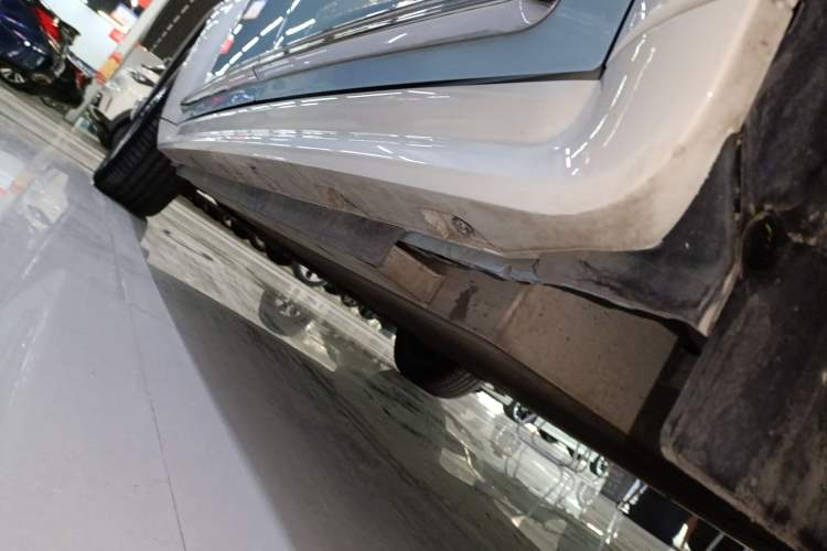 Used ORA Ballet Cat 2023 401 km Luxury Version Left Side Sill
