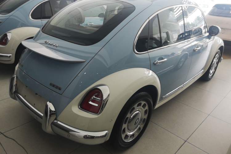 Used ORA Ballet Cat 2023 401 km Luxury Version Rear Right 45 Deg