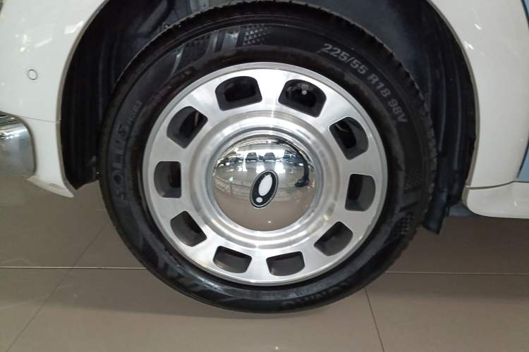 Used ORA Ballet Cat 2023 401 km Luxury Version Right Rear Wheel Hub