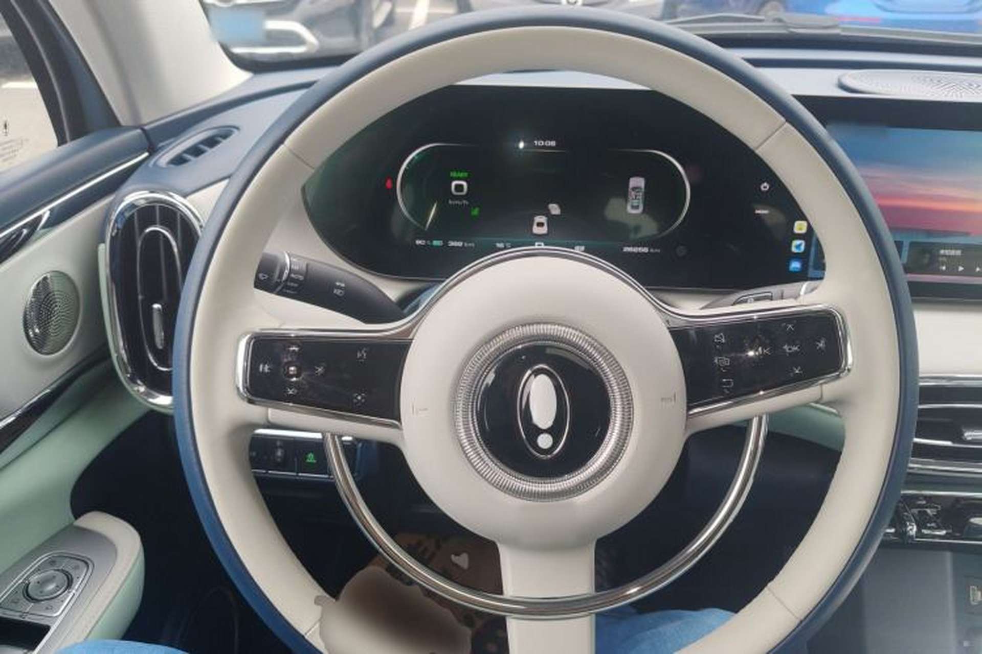 Used ORA Ballet Cat 2023 401 km Luxury Version Steering Wheel
