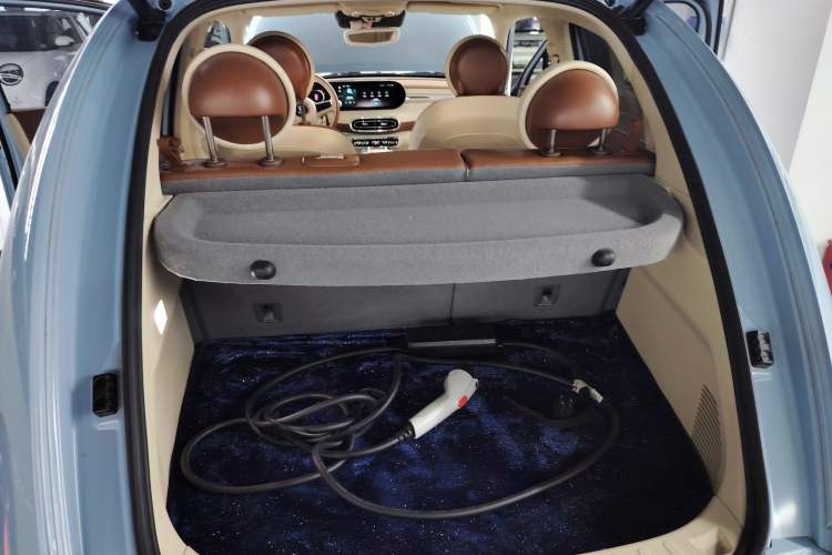 Used ORA Ballet Cat 2023 401 km Luxury Version Trunk