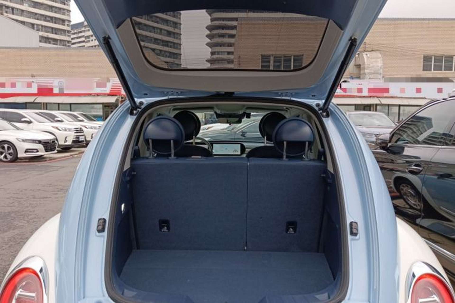 Used ORA Ballet Cat 2023 401 km Luxury Version Trunk