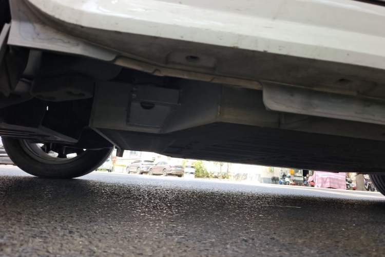 Used ORA Ballet Cat 2023 401 km Luxury Version Chassis Rear Right