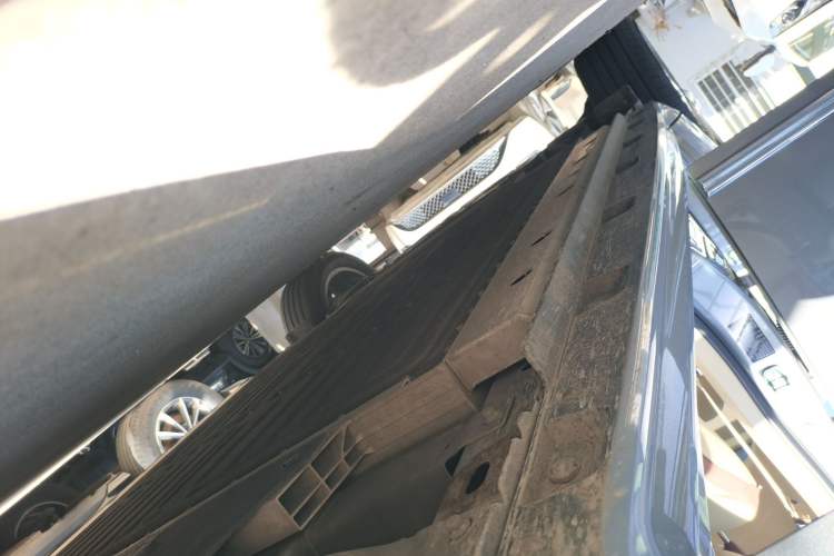 Used ORA Ballet Cat 2023 401 km Luxury Version Right Side Sill