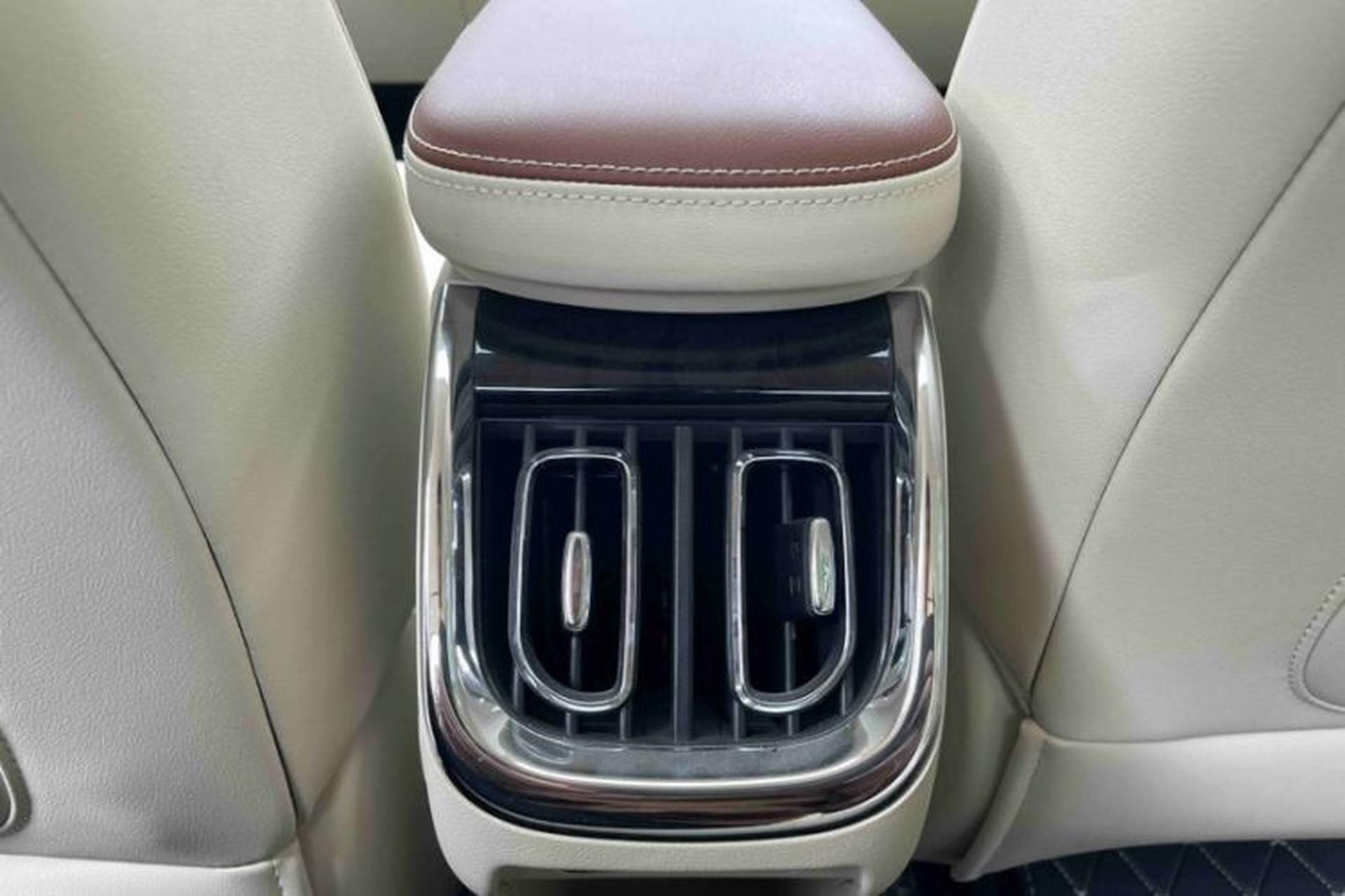 Used ORA Ballet Cat 2023 401 km Luxury Version Exterior 7