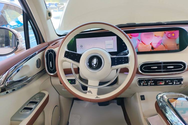 Used ORA Ballet Cat 2023 401 km Luxury Version Steering Wheel