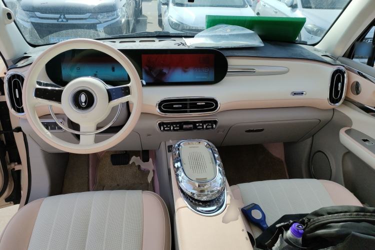Used ORA Ballet Cat 2023 401 km Luxury Version Center Console